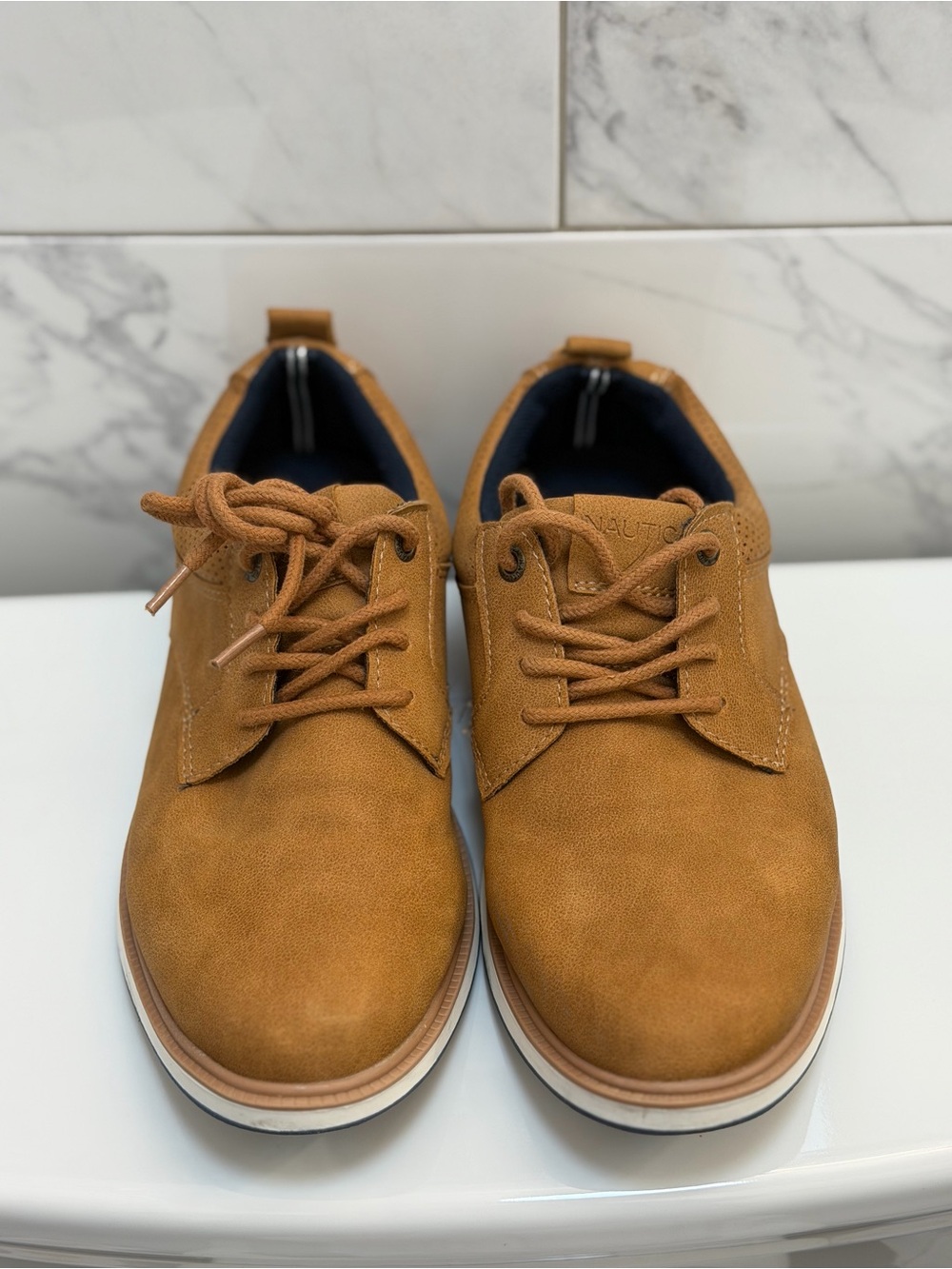 Nautica Boys Dress Shoes Size 3 Tan Lace-Up